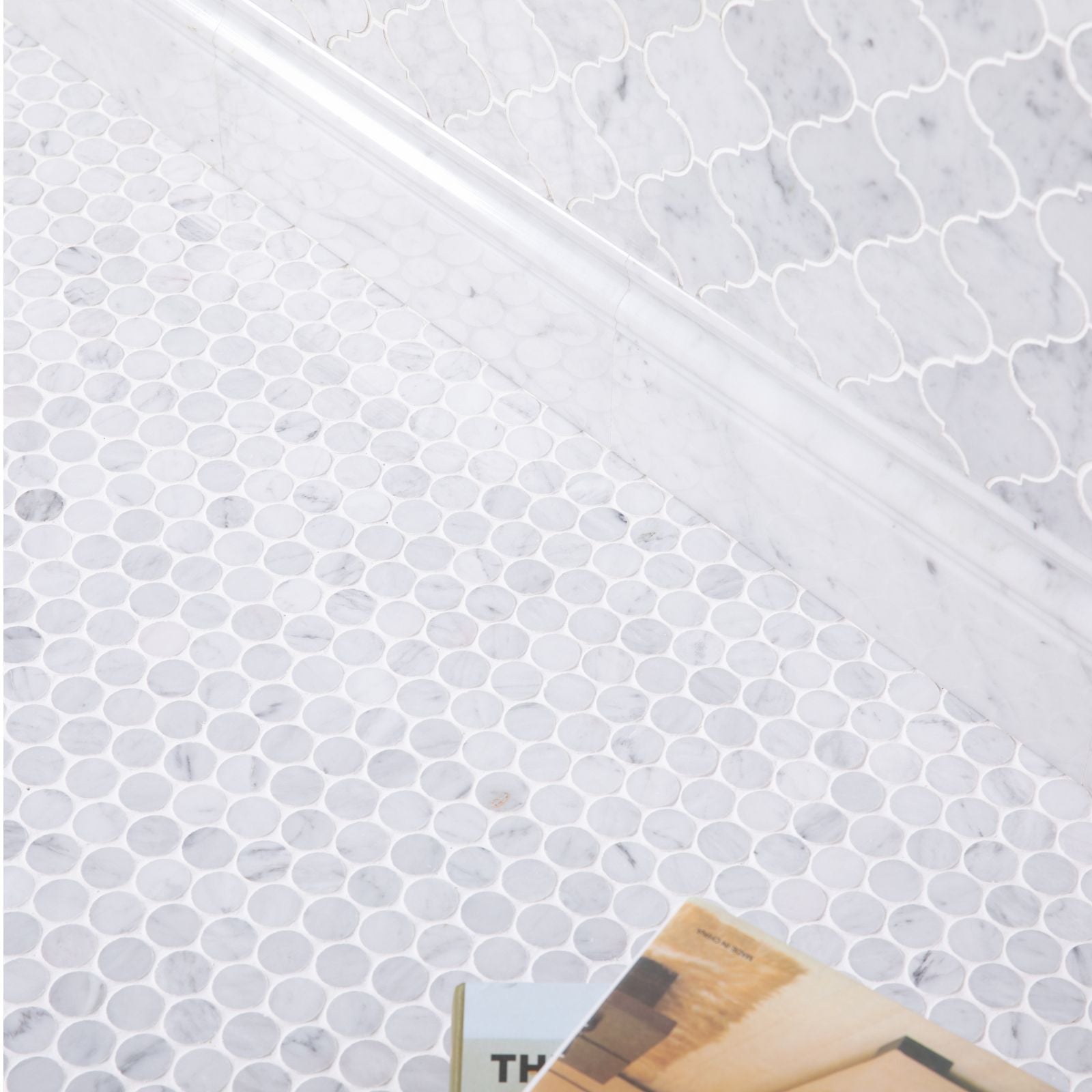 Creating a simple and fashionable style that conforms to modern kitchen decoration. Smooth surface and easy to clean.