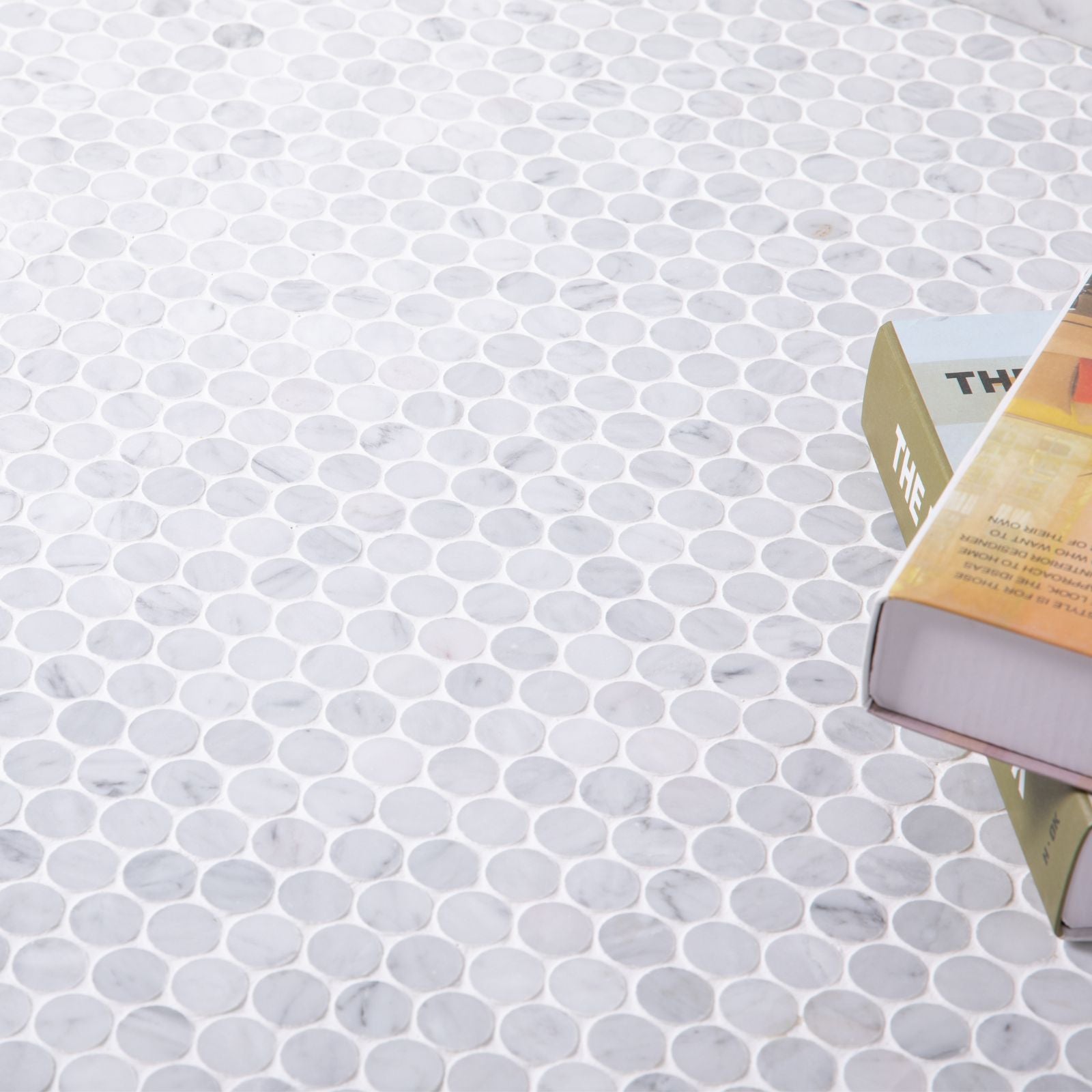 If you prefer minimalist style wall tiles, this will be your preferred choice. The pattern is naturally generated, simple yet noble.