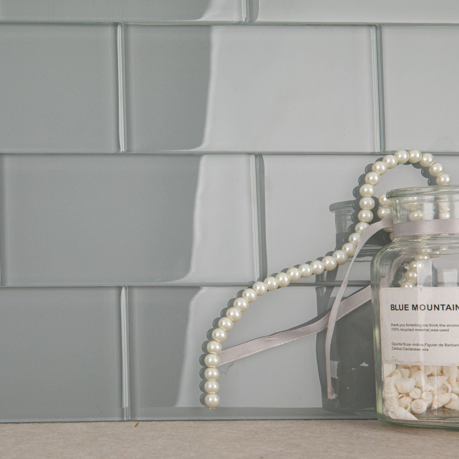 Different colors and sizes available