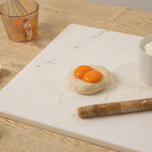 Ideal for rolling out pie, pizza and pastry doughs with ease.