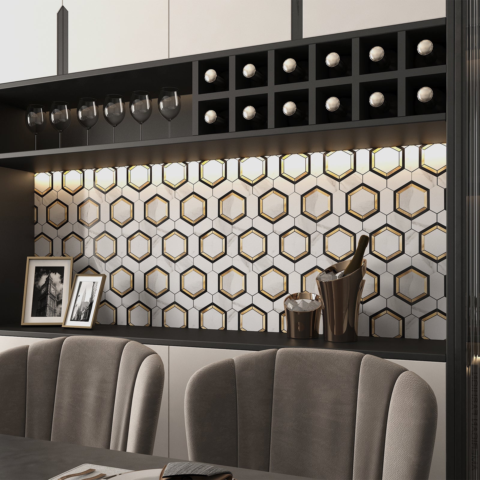 Dining room background wall new upgrade! Marble pattern + brass aluminum mosaic, luxury collision, so that every meal is full of ceremony!